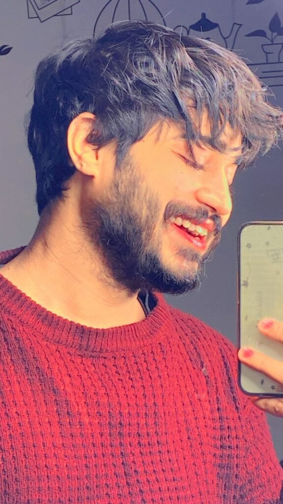 Mandeep Singh is a well-known and loved Instagram Influencer who creates own Voice Content & Poetry content.
