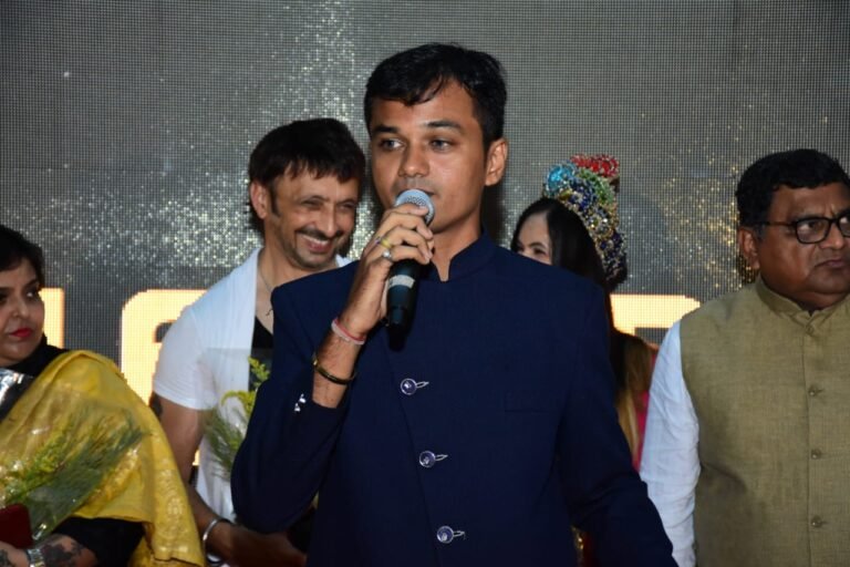 Hardik Doshi, Steaming His Way to the Top as a Young and Successful Digital Entrepreneur