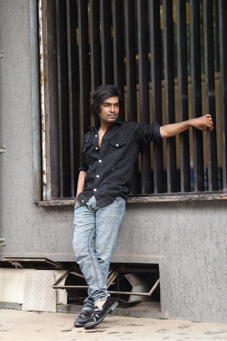 Udhesh Bhopale  – A millennial fashion Influencer.