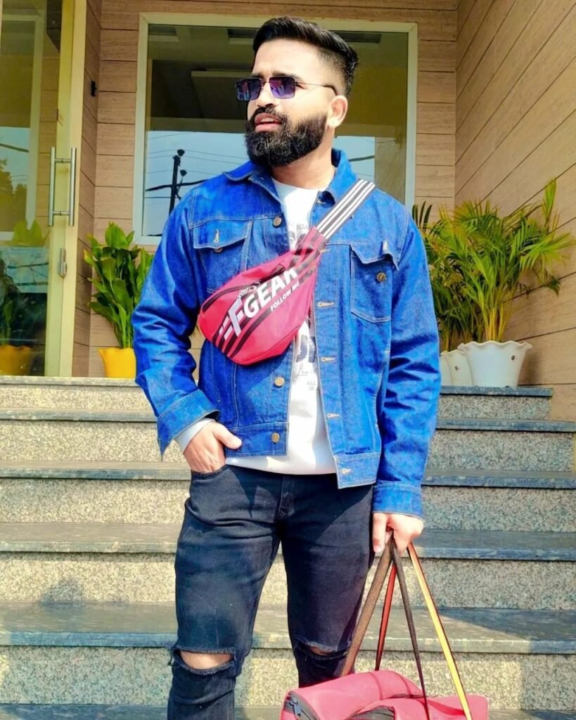 Sushant Pal has managed to do just that. With over 1.2 Million followers on Instagram alone, he’s known in the fashion and lifestyle influencing world.