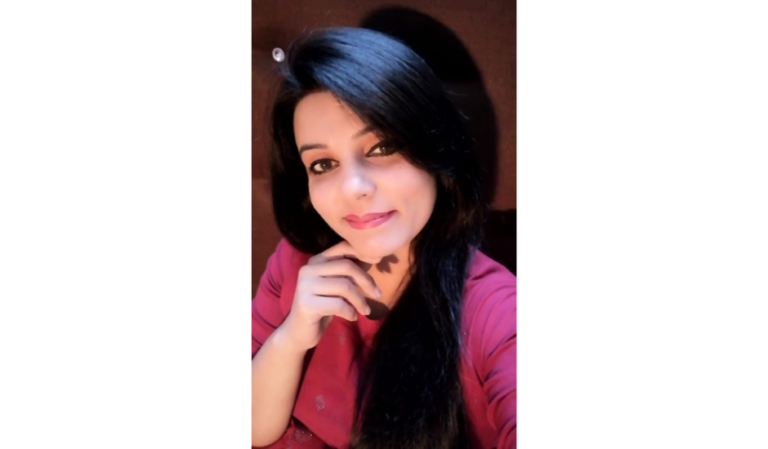 Tanu Grover Unveils Soul-Stirring Hindi Shayari Book: “DIL-E-DAASTAAN”