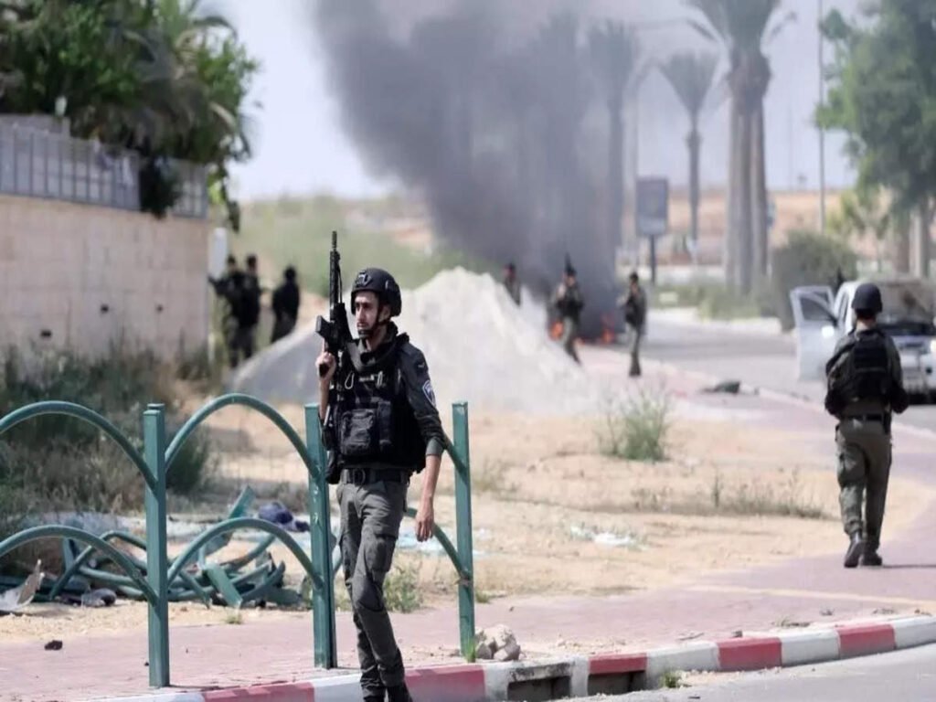 "US Defense Chief Warns Against Escalation in the Middle East Amid Israel-Hamas Conflict"