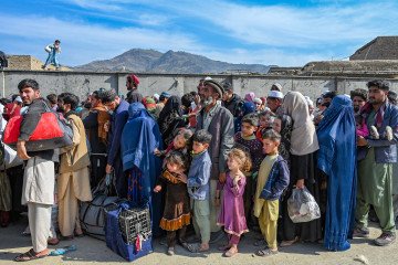 pakistan Plans Mass Deportation of Afghan Refugees by January 2024