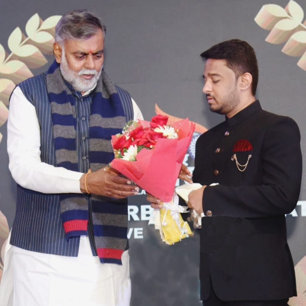 "Unveiling the Trailblazer: The Entrepreneurial Odyssey of Rushikesh Patil"