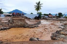 "Death Toll Climbs to 21 in Indonesia Floods and Landslides, Six Still Missing"