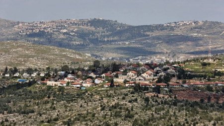 Israel Seizes 800 Hectares of West Bank Land Amid US Talks