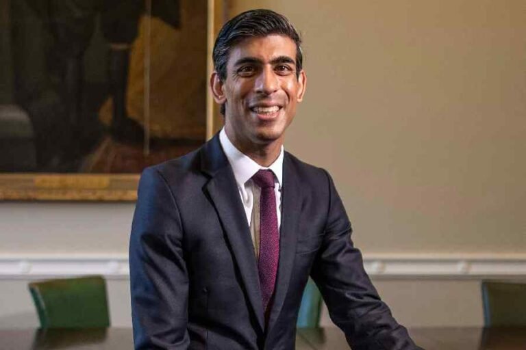 UK Prime Minister Announces First Migrant Flight to Rwanda in 10-12 Weeks