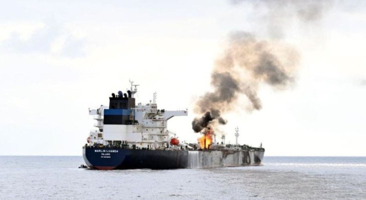 Two Ships Targeted Off Yemen as Houthi Attacks Continue Amid Gaza War