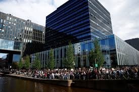 Police Use Bulldozers to Disperse Pro-Palestine Protesters at Amsterdam University