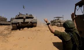 Israeli Army Reports Rockets Targeting Key Gaza Crossing, Calls for Reopening