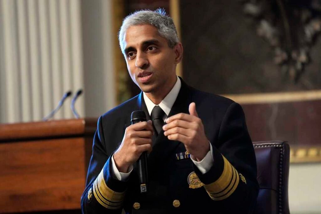 US Surgeon General Calls for Warning Labels on Alcoholic Beverages Due to Cancer Risk